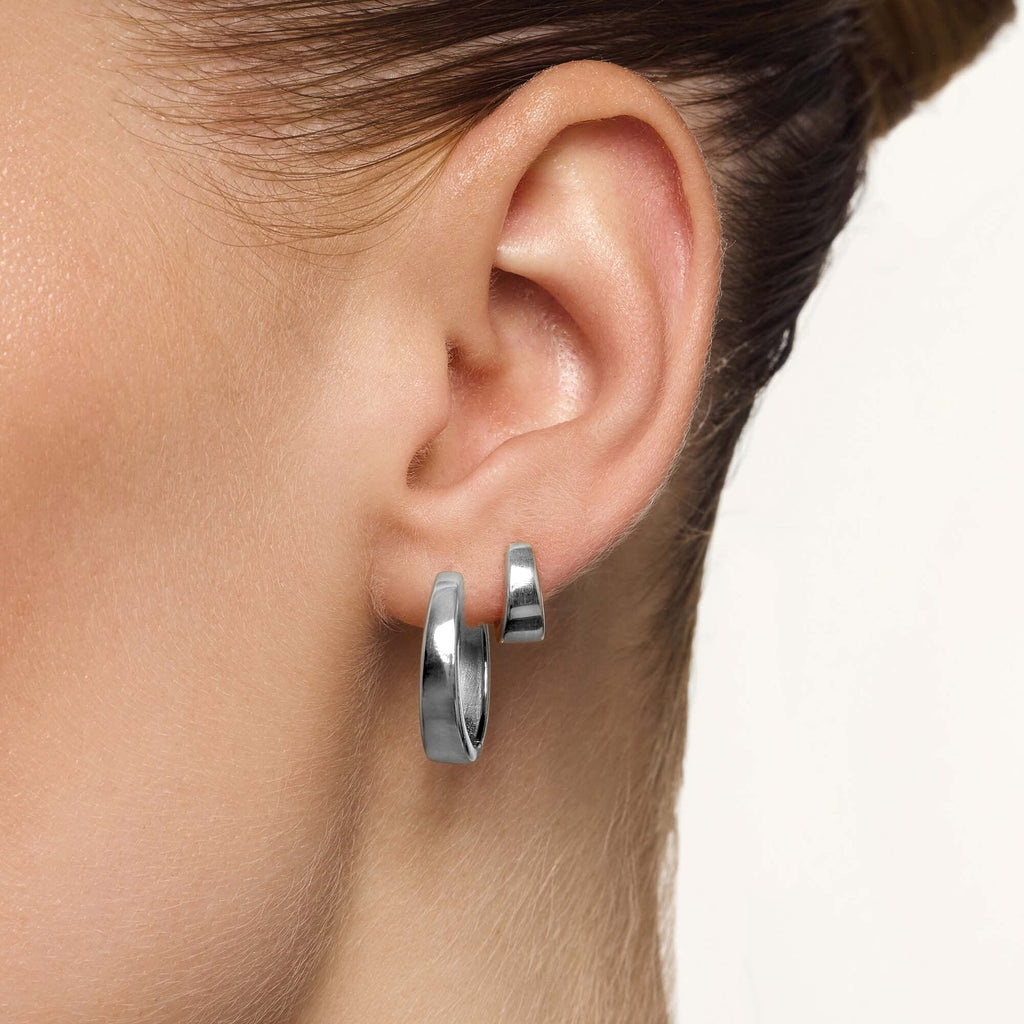 Gia Hoops | White Gold
