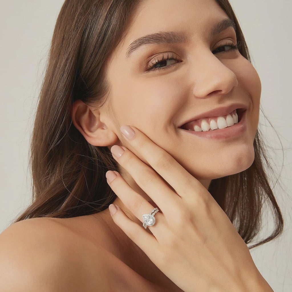 Pear-Shaped Solitaire Halo Stackable Ring Set
