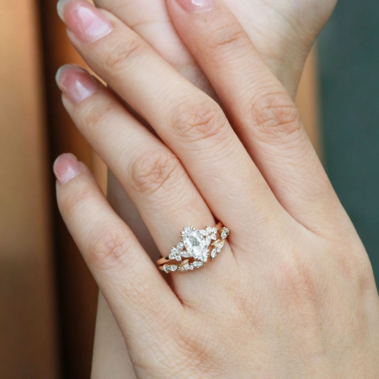 Marquise Floral Leaf Accent Moissanite Ring Set