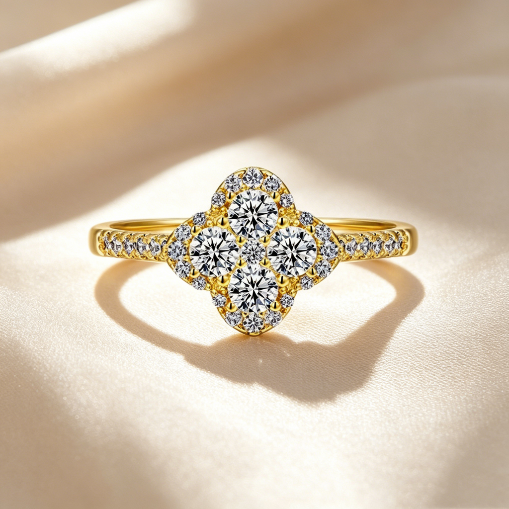 Minimalist Elegant Moissanite Four-Leaf Clover Ring