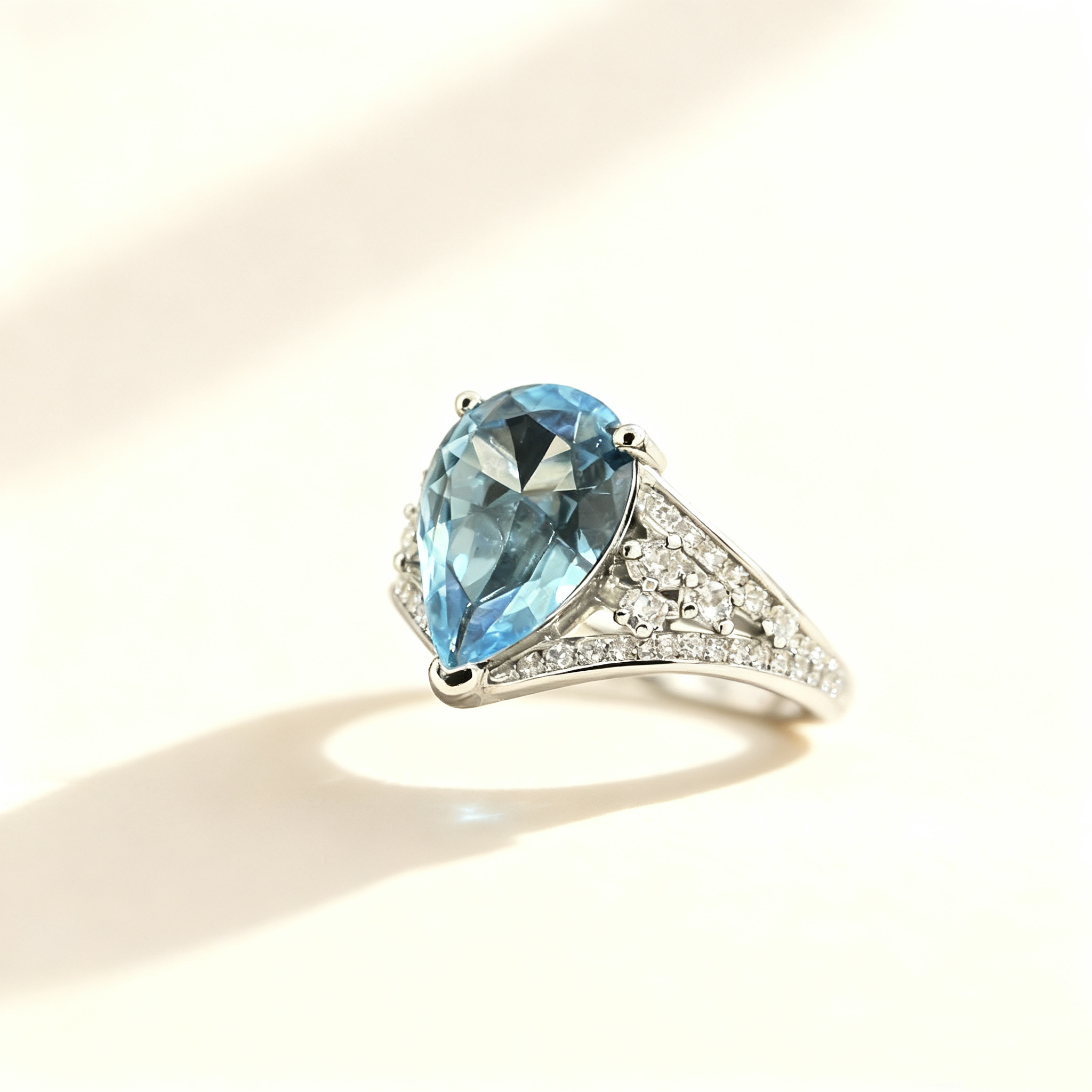Teardrop-Cut Aquamarine Pavé Ring