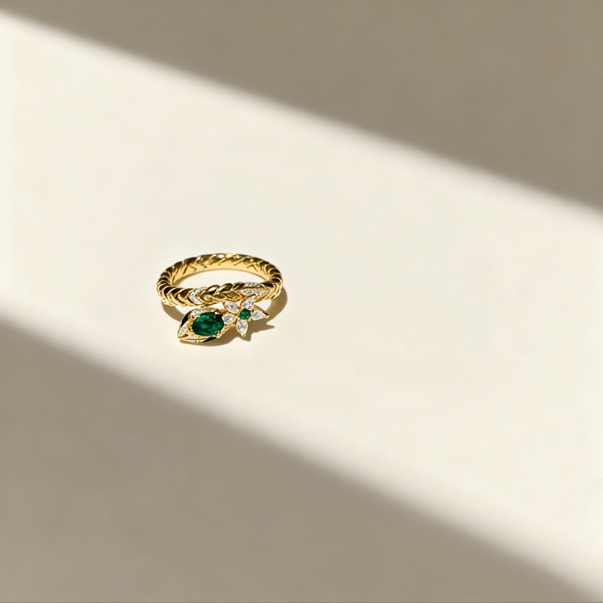 Emerald Serpent Ring