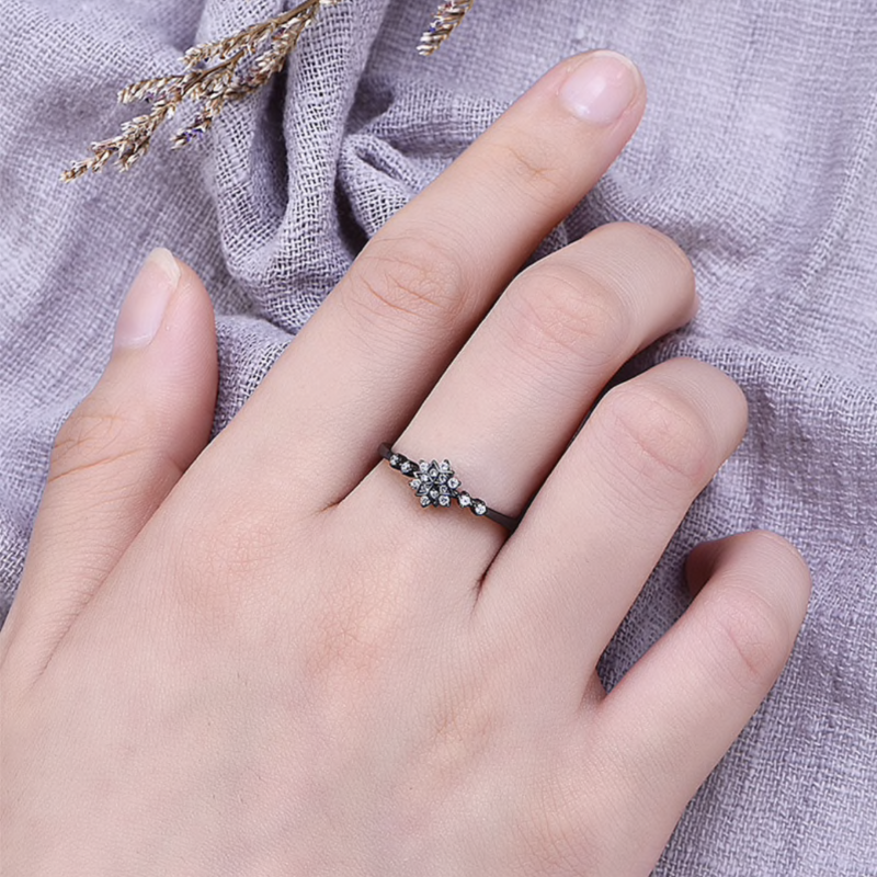 Snowflake Ring