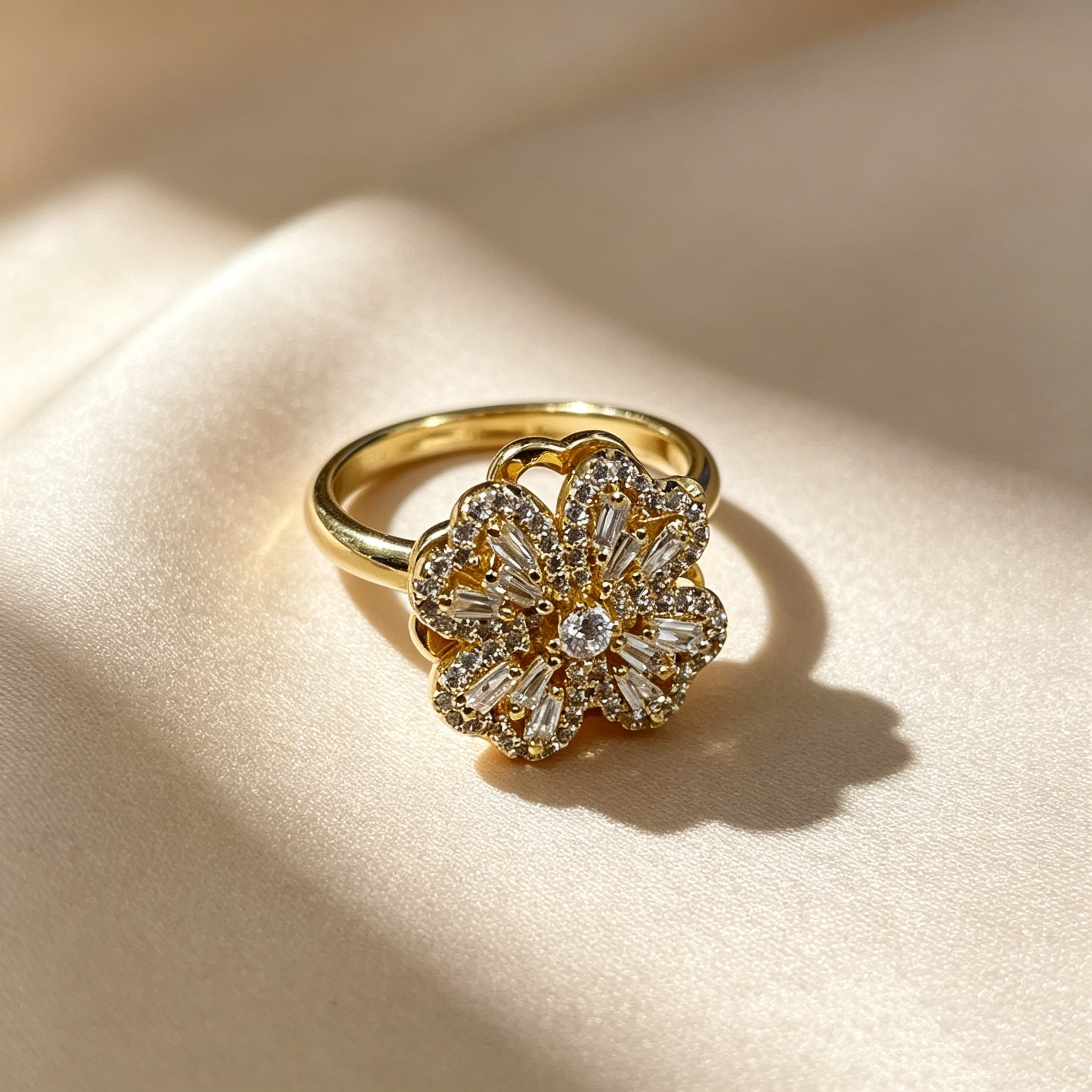 Rotating Four-Leaf Clover Moissanite Ring