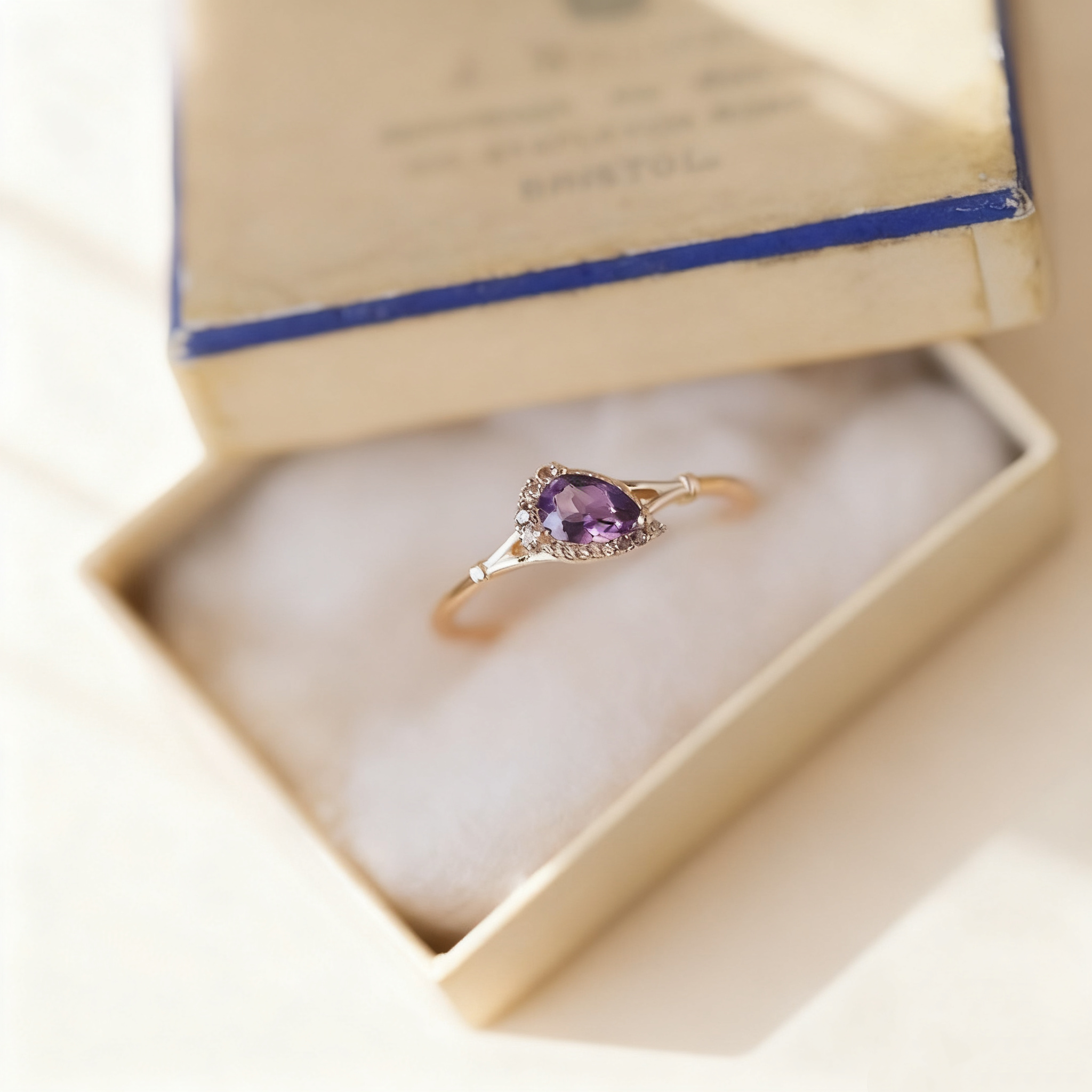 Nile Garden Teardrop Crystal Ring