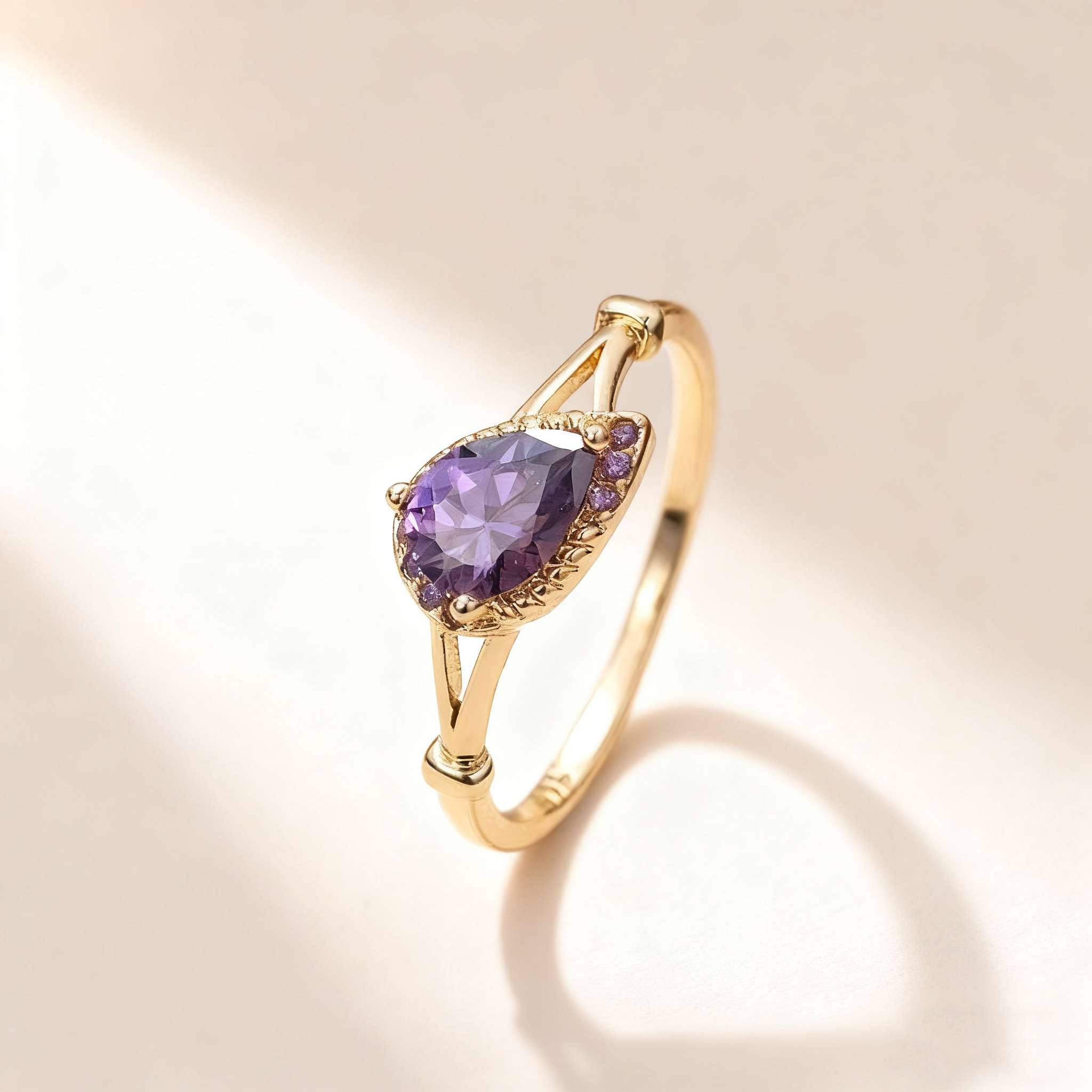 Nile Garden Teardrop Crystal Ring