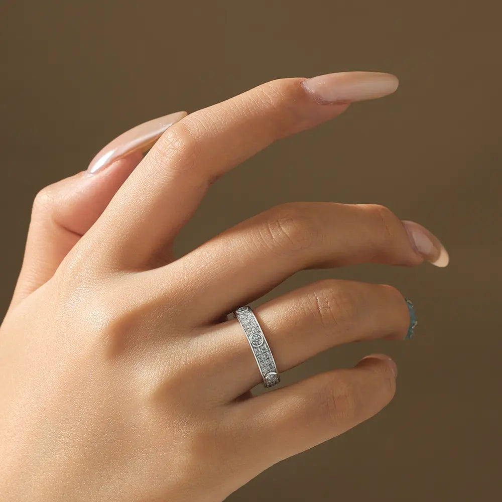Moissanite Simple Sparkling Ring