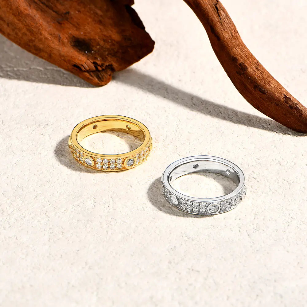 Moissanite Simple Sparkling Ring