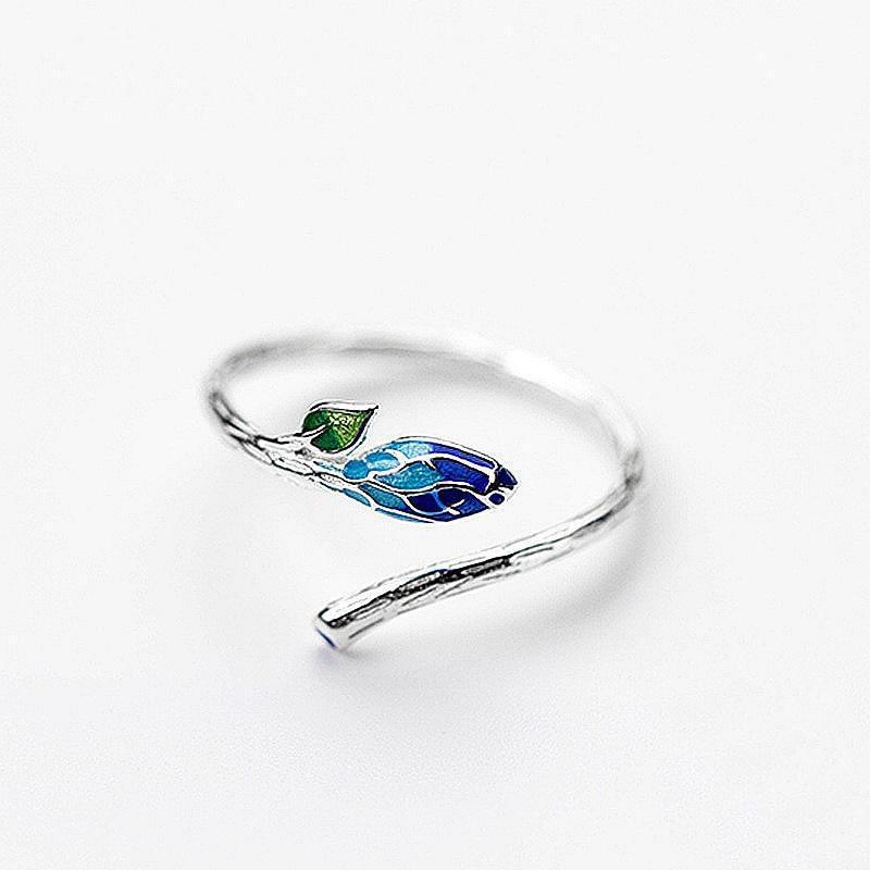 Green Vine Ring