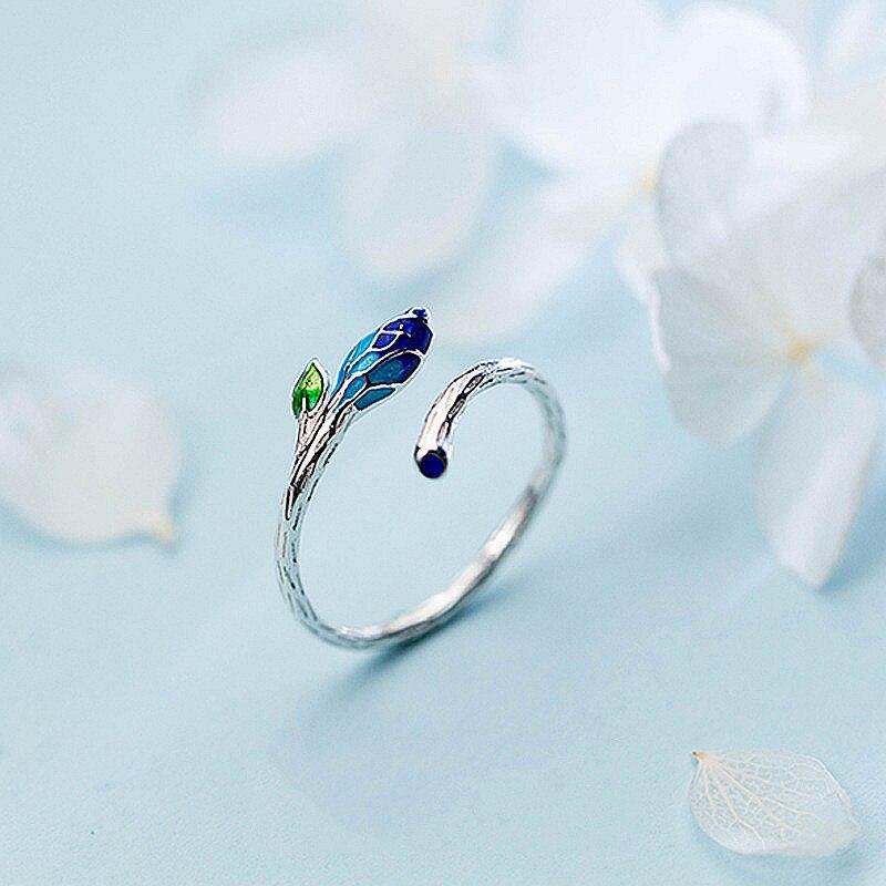 Green Vine Ring