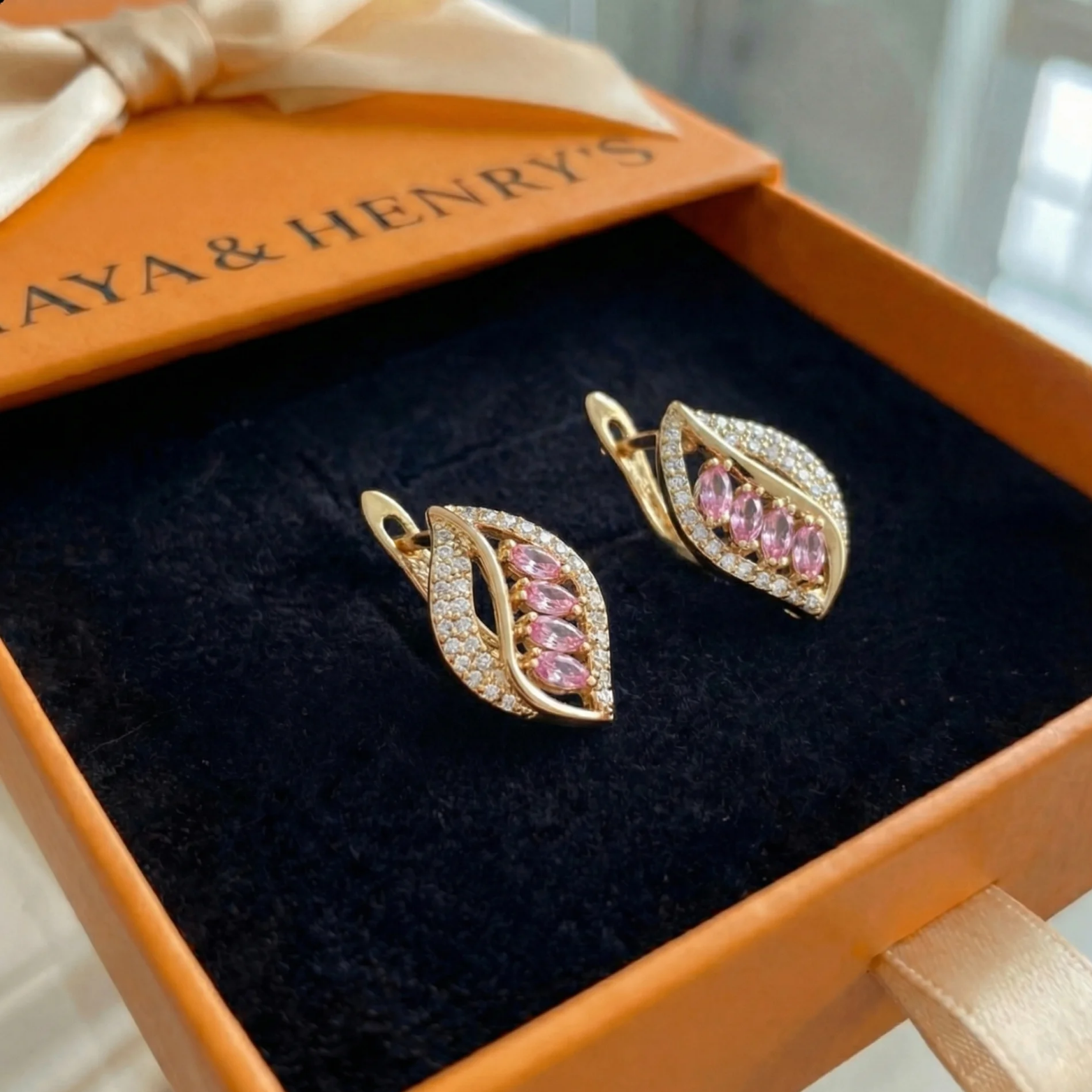 Isola Blushlune Earrings | Gold