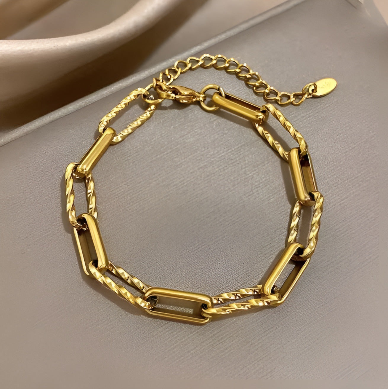 Chunky Link Lorielle Bracelet | Gold