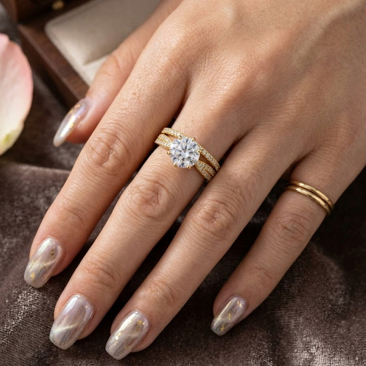 Classic Six-Prong Moissanite Ring Set