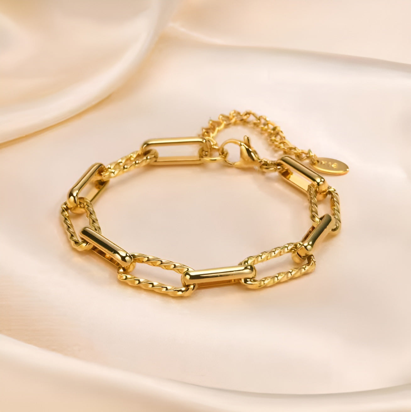 Chunky Link Lorielle Bracelet | Gold