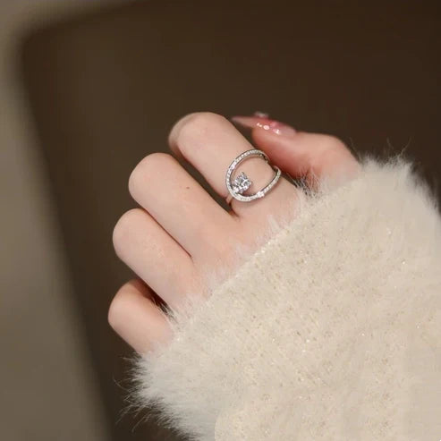 Geometric Wrap Pavé Ring