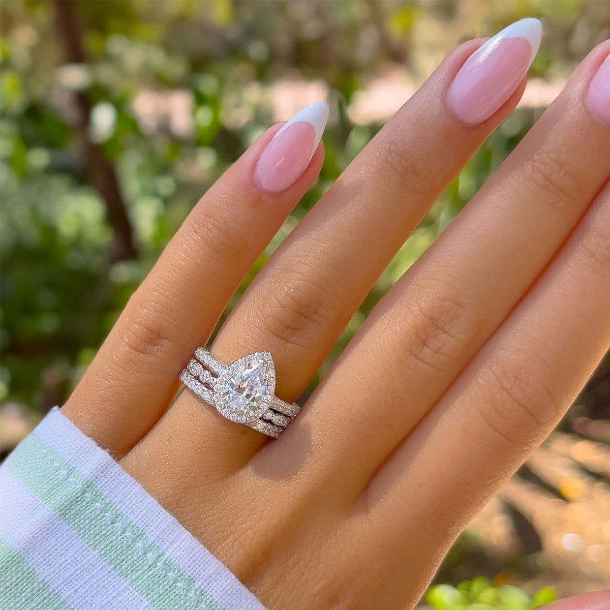 Grace Pear Halo Ring