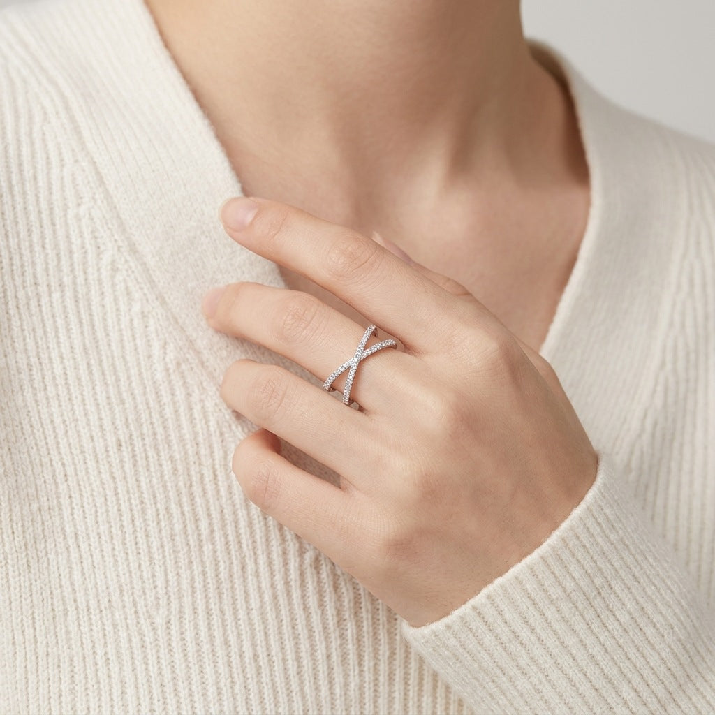 Crisscross Double Band Moissanite Ring
