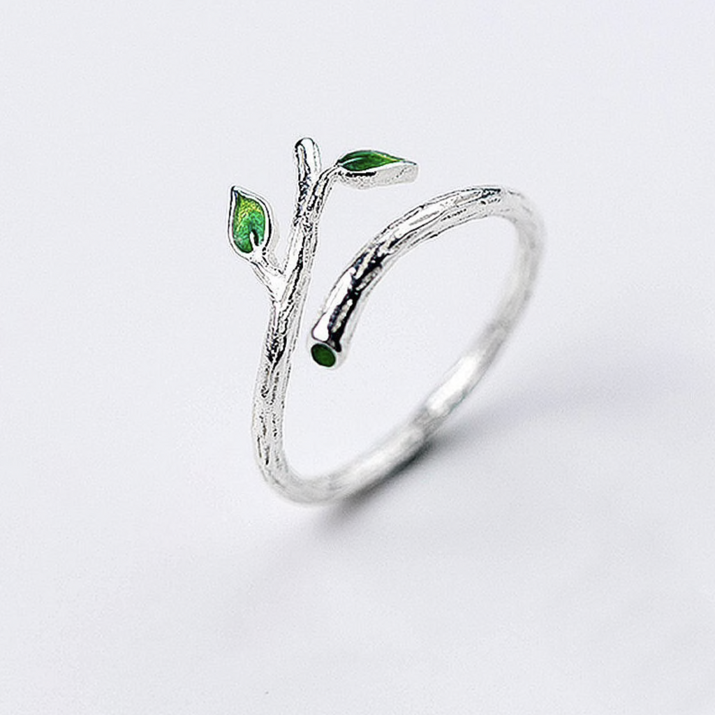 Green Vine Ring