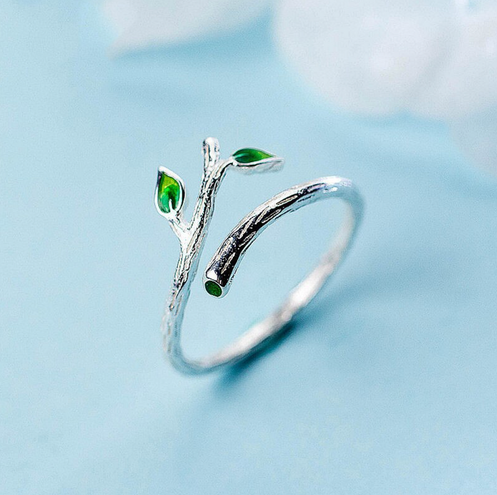 Green Vine Ring