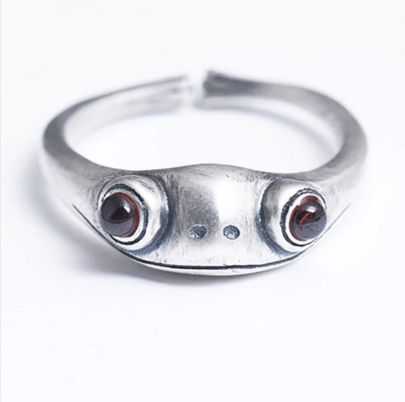 Orvellae Frog Ring