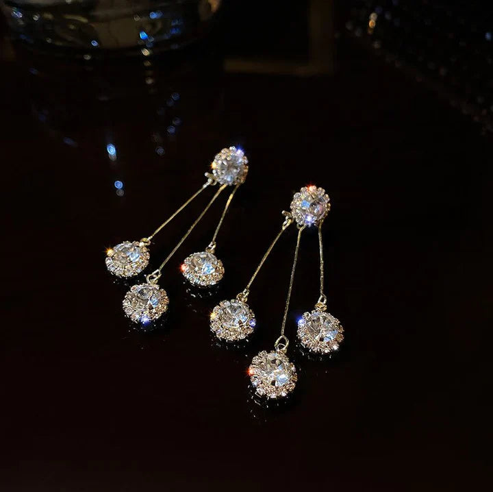 Tertia Honoria Earrings | Gold