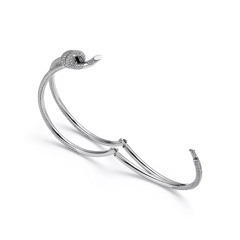 The Knot-Bangle